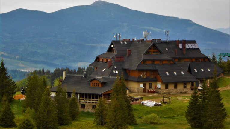 schronisko pttk na hali miziowej