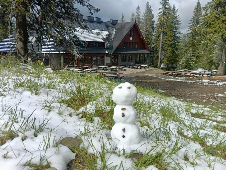 schronisko PTTK Markowe Szczawiny