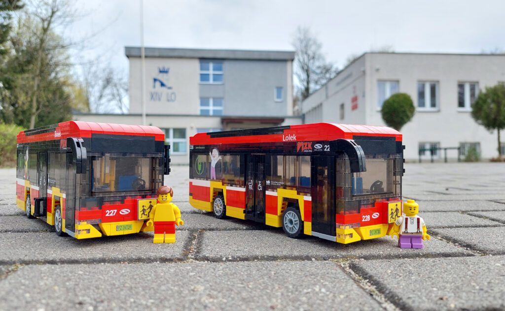 bielskie autobusy z klocków lego