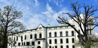 Stary Zamek w Żywcu – perła architektury i historii, którą musisz zobaczyć Stary Zamek w Żywcu - Zamek Komorowskich