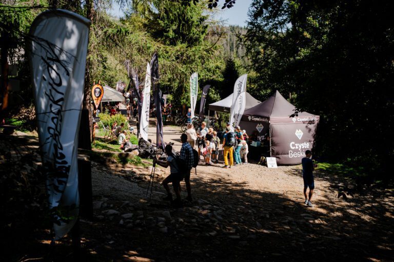 Czyste Beskidy Festiwal 2025: uczestnicy zebrali 1,7 tony śmieci i wzięli udział w wyjątkowych warsztatach