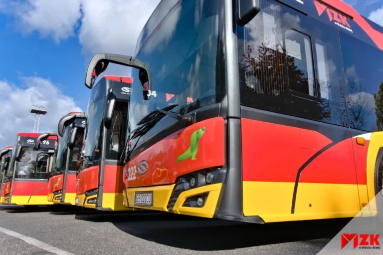 Bielsko-Biała inwestuje w nowoczesne autobusy: 19 pojazdów od Solarisa trafi do MZK do 2029 roku