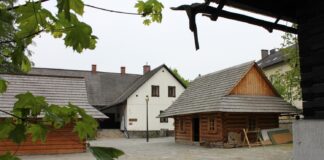 Nowa atrakcja w Beskidach: Chata Gospodarza powstaje przy Muzeum Beskidzkim w Wiśle