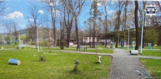 Zniszczyli park i amfiteatr w Łękawicy. Dwóch 21-latków zatrzymanych po dewastacji Zniszczyli park i amfiteatr w Łękawicy. Dwóch 21-latków zatrzymanych po dewastacji