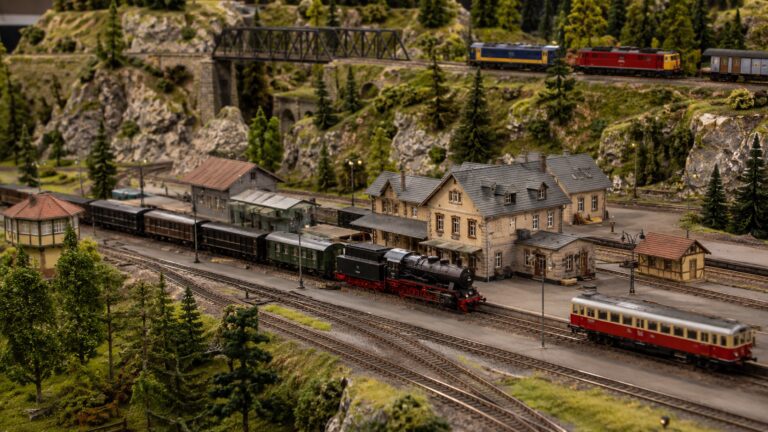 Miniaturowe pociągi wjechały do Bielska-Białej. Wydarzenie potrwa przez cały weekend