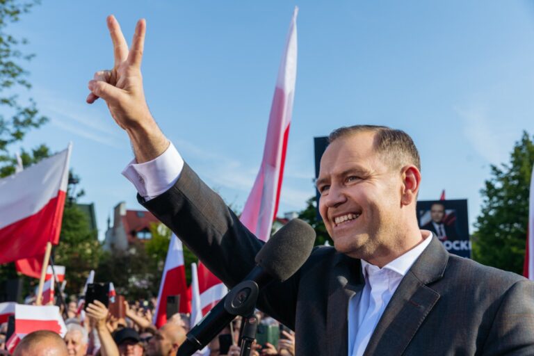 Prezydent Karol Nawrocki przyjedzie na Żywiecczyznę. W czwartek pogrzeb żołnierzy „Bartka” i otwarcie nowego cmentarza