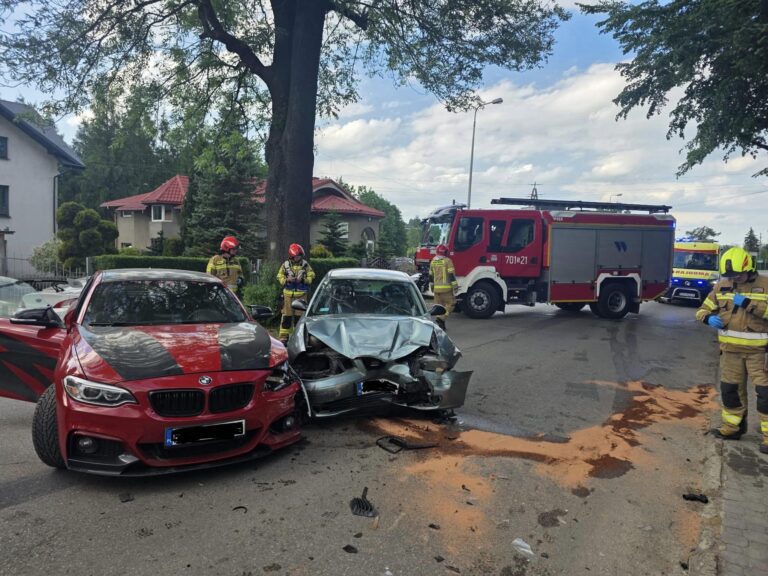 Groźne zderzenie w Węgierskiej Górce. Jedna osoba trafiła do szpitala