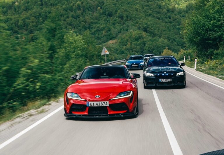 Wielkie motoryzacyjne show w Żywcu. 130 luksusowych aut zatrzyma się w Parku Habsburgów