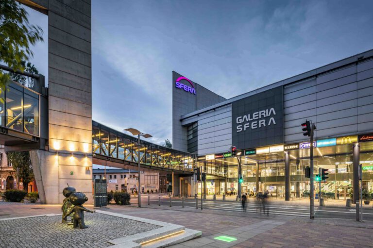 Galeria Sfera zamieni się w wielką scenę. Bezpłatny teatr uliczny i sześć koncertów jednego dnia