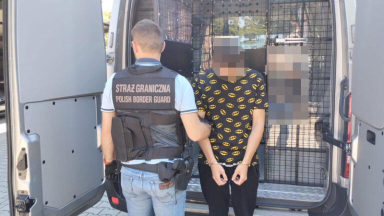 Straż Graniczna w Bielsku-Białej zatrzymała 26-letniego obywatela Ukrainy. Decyzja o deportacji była natychmiastowa