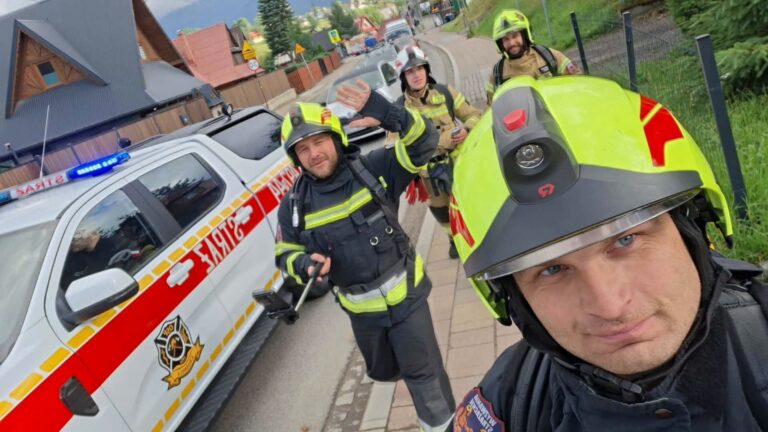 Strażacy pokonują 120 kilometrów dla 3-letniego Kazika. Wielki finał już dziś w Bystrej
