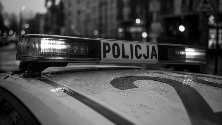 Tragiczny wypadek w Lipowej. Mimo reanimacji nie udało się uratować motocyklisty
