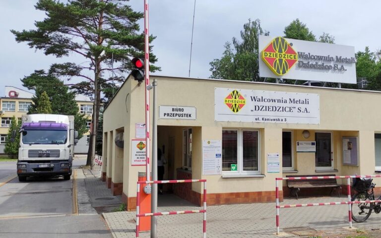 Walcownia Metali Dziedzice zwolni mniej pracowników, niż początkowo planowano. Związki wynegocjowały ograniczenie redukcji