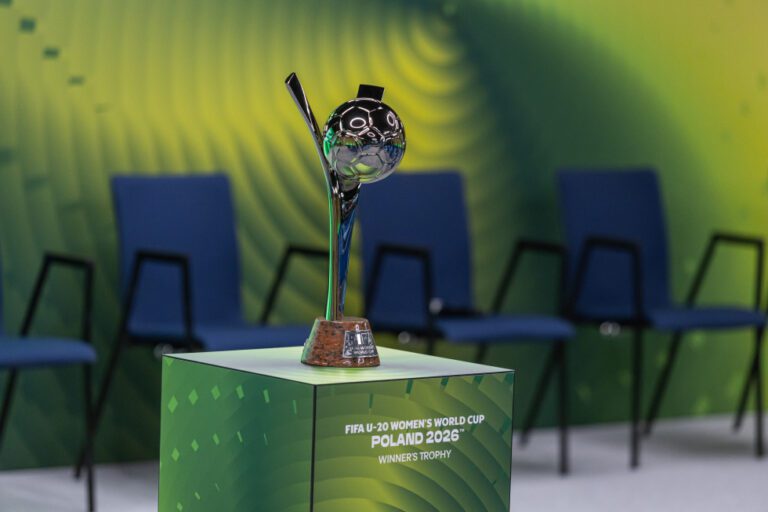 Oficjalne trofeum mistrzostw świata przyjedzie do Bielska-Białej. Będzie można zobaczyć je z bliska