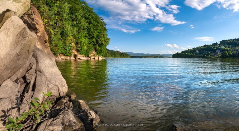 Dwa beskidzkie jeziora, które trzeba zobaczyć. Żywieckie i Międzybrodzkie pokazują zupełnie inne oblicze gór