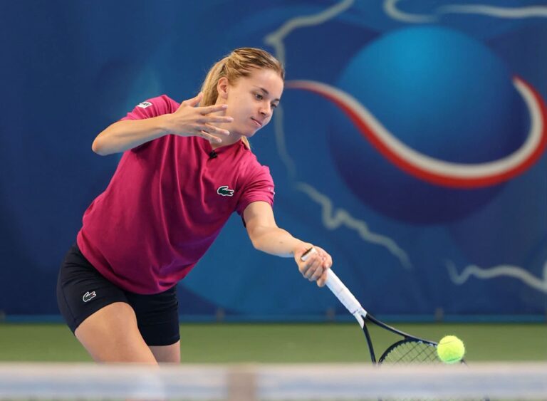 Maja Chwalińska przed dużym wyzwaniem w Singapurze. W deblu zagra z mistrzynią Wimbledonu